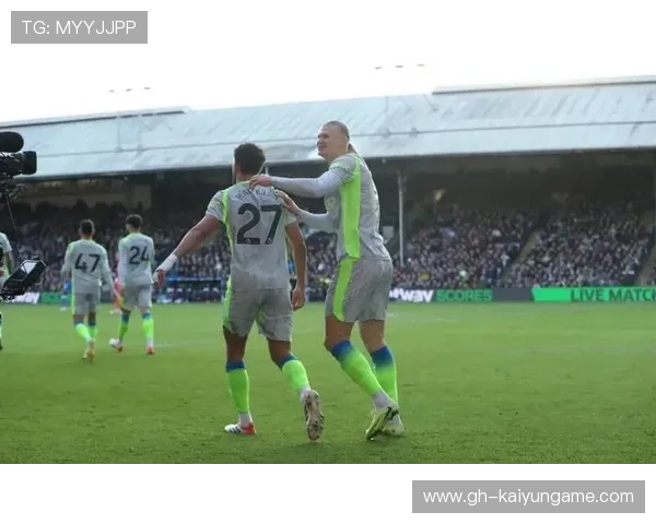 哈兰德头球破门，曼城完美复仇水晶宫